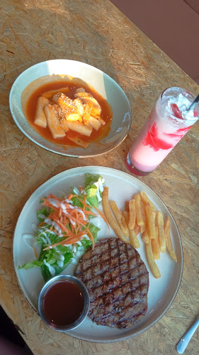 Jl. Cokroaminoto No.80, Pandean, Kec. Taman, Kota Madiun, Jawa Timur 63132