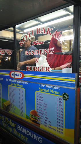 ROTI BAKAR DAN BURGER SIMPANG YARSI