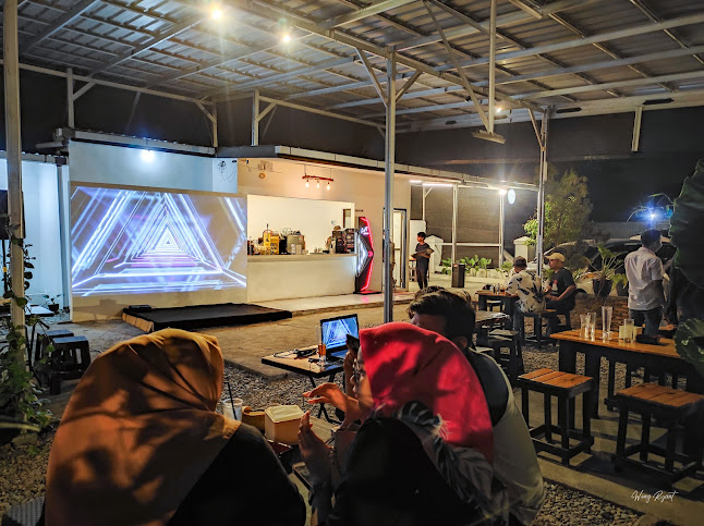 ZEGEN COFFEE - Gastronomi dan perhotelan