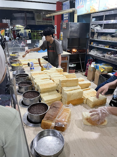 Roti Bumbu-Bakar Cari Rasa - Gastronomi dan perhotelan