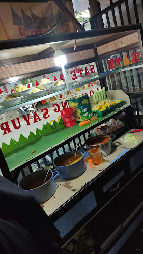 Sate Padang Tiga Putra - Gastronomi dan perhotelan