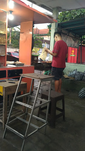 Jl. Sugiyopranoto No.3, RW.6, Kp. Baru, Kec. Ps. Kliwon, Kota Surakarta, Jawa Tengah 57133