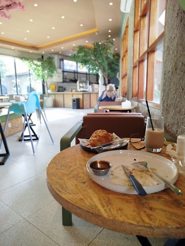 Rest Coffee Eat, Play & Relax - Kota Madiun