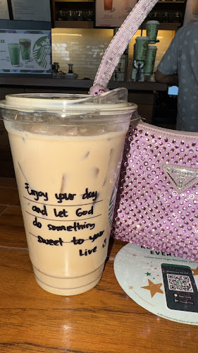 Opinii despre Starbucks Cambridge City Square în Kota Medan - Gastronomi dan perhotelan