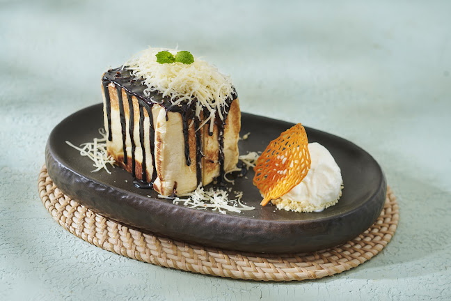 Armey Kitchen & Flowershop - Surabaya