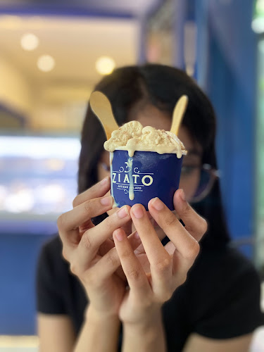 Ziato Gelato - Gastronomi dan perhotelan