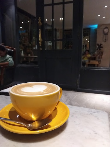 Sam's Pattiserie, Boulangerie, and Desserts - Kota Medan