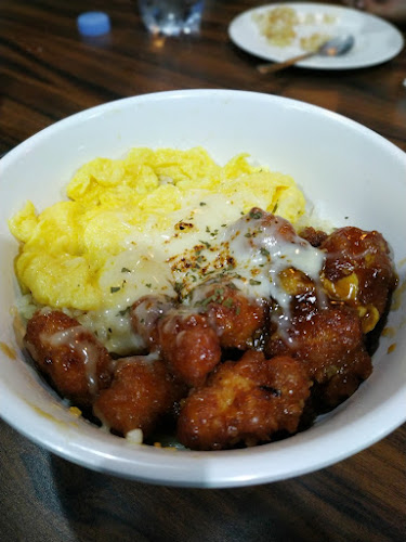 Lekker Doughnuts & Kacapiring - Gastronomi dan perhotelan