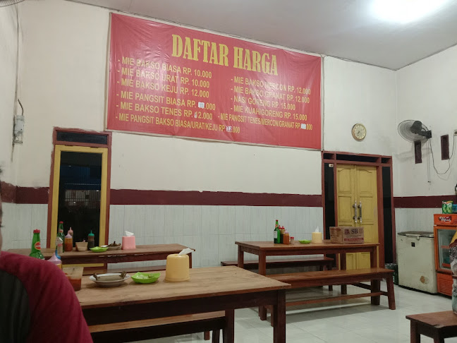 Comentarii opinii despre Warung Bakso Pak Jangkung