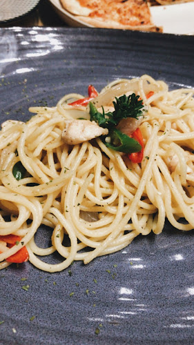 Opinii despre Toneeto's Kitchen&Coffee în Kota Kediri - Gastronomi dan perhotelan