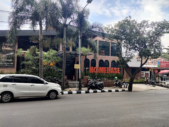 HOMEBASE kambang iwak
