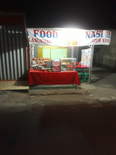 Seafood 98 nasi uduk devantara - Gastronomi dan perhotelan