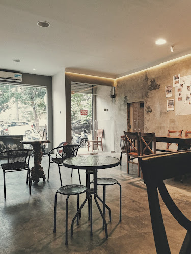 Comentarii opinii despre Akara Coffee & Space