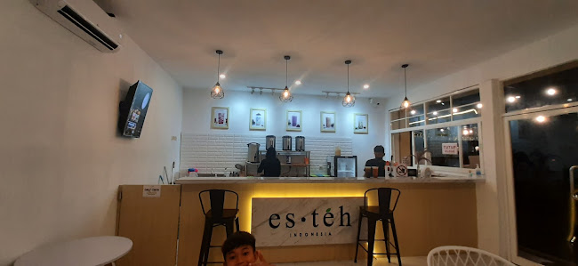 Esteh Ahmad Yani Banjarbaru - Gastronomi dan perhotelan