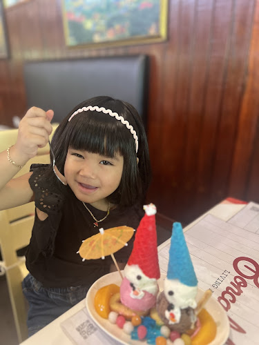 Opinii despre Boncafe Steak & Ice Cream în Kota Samarinda - Gastronomi dan perhotelan