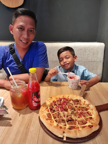Pizza Hut Restoran - Ramayana Pematang Siantar - Gastronomi dan perhotelan