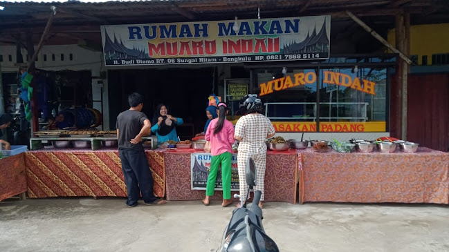Comentarii opinii despre Rumah Makan Muaro Indah
