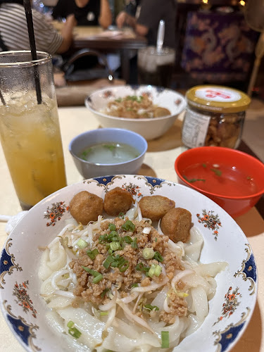 Resto Kencana - Gastronomi dan perhotelan