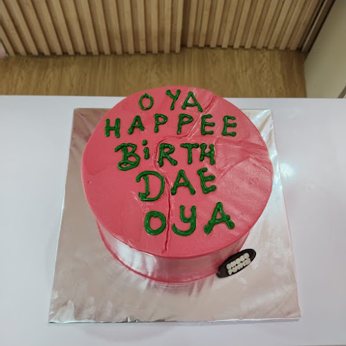 Opinii despre CHOCOFUN13 BORONG (Kue Ultah) în Kota Makassar - Gastronomi dan perhotelan