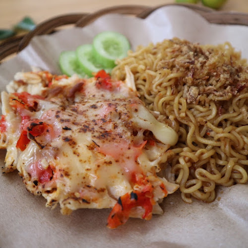 Opinii despre THE BANANAS în Kota Tangerang - Gastronomi dan perhotelan