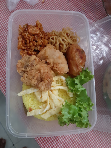 Opinii despre Ayam Geprek Deni's în Surabaya - Gastronomi dan perhotelan