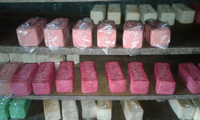 Comentarii opinii despre Pabrik Roti Bakar Bandung/roti Kasino