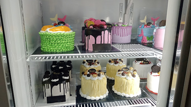 Opinii despre Syarah Bakery Lingkar Barat în Kota Bengkulu - Gastronomi dan perhotelan