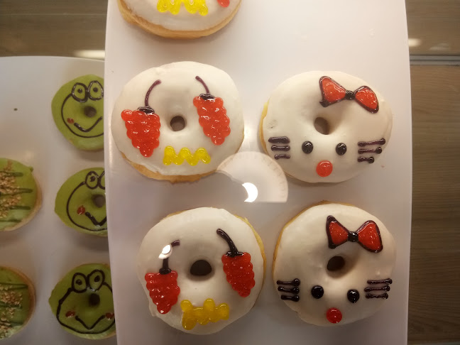 Donat Madu Cihanjuang