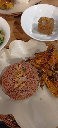 Opinii despre Warung C'Mar în Kota Bandung - Gastronomi dan perhotelan