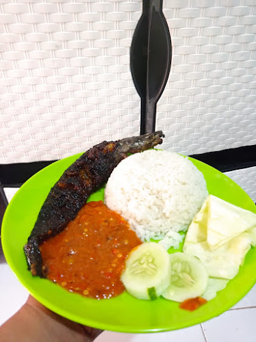 Comentarii opinii despre LALAPAN & SEAFOOD SB