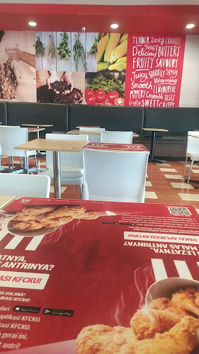Opinii despre KFC Alauddin Makassar în Kota Makassar - Gastronomi dan perhotelan