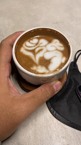 Opinii despre Mommy Patty în Kota Mataram - Gastronomi dan perhotelan