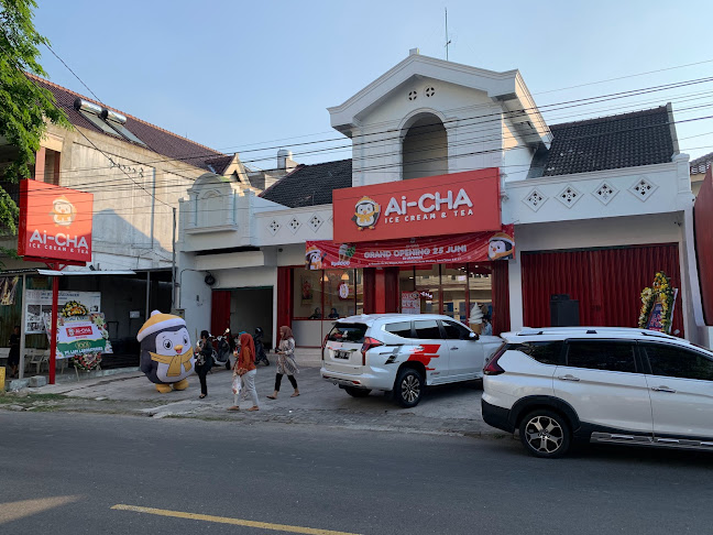Aicha Ice Cream & Tea Madiun
