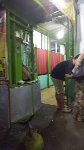 Depot Moro Seneng Cepitan - Gastronomi dan perhotelan