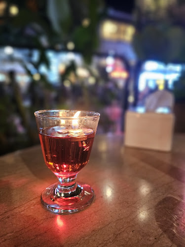 Opinii despre Braga Permai Bandung în Kota Bandung - Gastronomi dan perhotelan