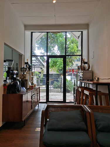 Jl. Rawa Buntu Utara Blok Ui No.14, Sektor 1.2 ext, RT.5/RW.6, Rawa Buntu, Serpong Sub-District, South Tangerang City, Banten 15318