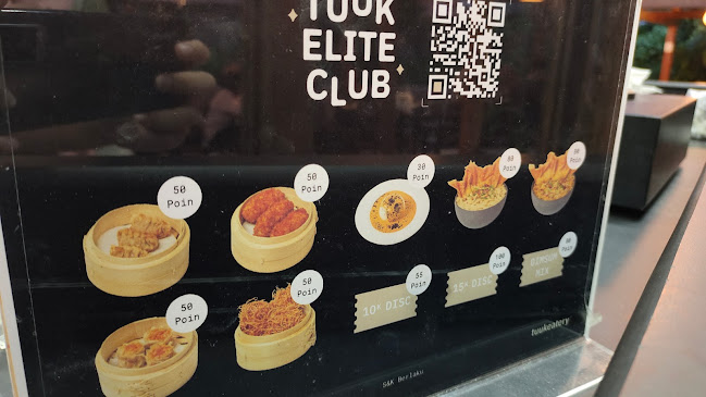 Warung Lancar, Dekat, Jl. Gotong Royong, Salekoe, Kec. Wara Tim., Kota Palopo, Sulawesi Selatan 91923