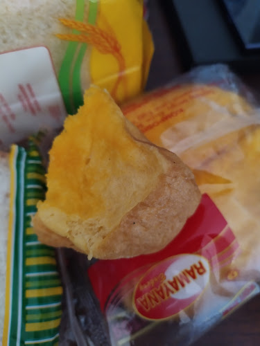 Opinii despre Ramayana Bakery în Surabaya - Gastronomi dan perhotelan