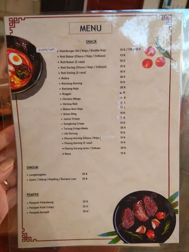 Opinii despre Koi Cafe în Kota Pematang Siantar - Gastronomi dan perhotelan