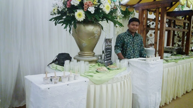 Opinii despre Es Puter Moroseneng în Kota Malang - Gastronomi dan perhotelan