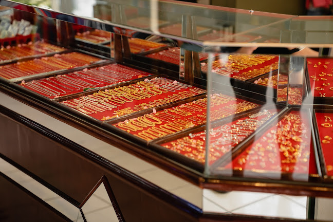 Opinii despre Pasar Kebon Besar în Kota Tangerang - Gastronomi dan perhotelan