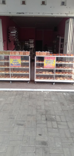 THE VOS BAKERY BANARAN UNNES - Gastronomi dan perhotelan