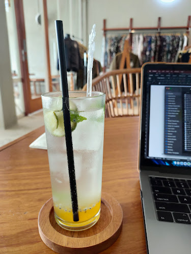 Nyaman Coffee - Gastronomi dan perhotelan