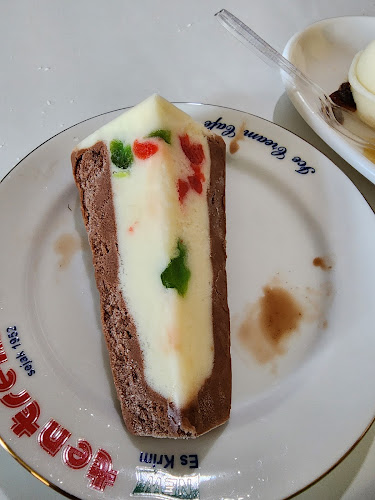 Jl. Jend. Urip Sumoharjo No.93, Kepatihan Wetan, Kec. Jebres, Kota Surakarta, Jawa Tengah 57129