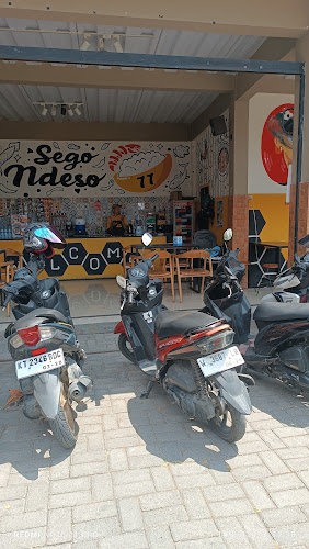 GONDES Cafe & Bistro | UNESA Lidah Wetan. - Surabaya