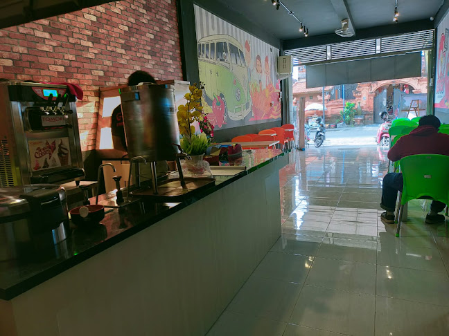 GOGO Fried Chiken Tangkuban Perahu