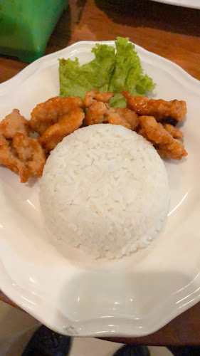 Renmona cafe and eatery - Gastronomi dan perhotelan