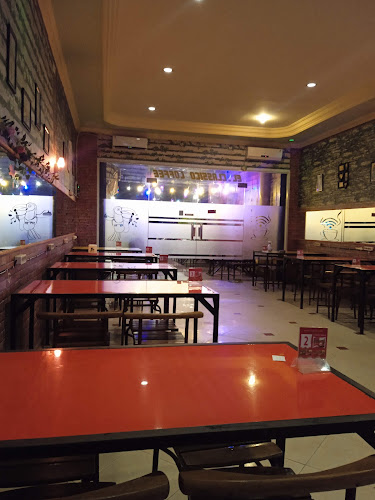 Comentarii opinii despre Cafe 28