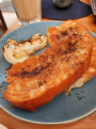 HR5P+PRC, Loktabat Utara, Kec. Banjarbaru Utara, Kota Banjar Baru, Kalimantan Selatan 70714