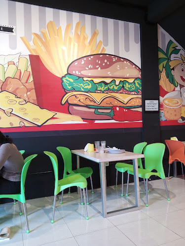 GOGO Fried Chiken Tangkuban Perahu - Kota Denpasar